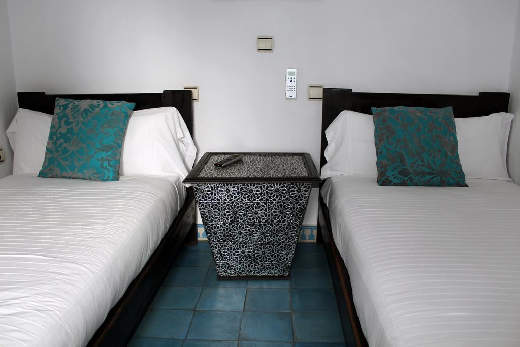 Twin Room,1698908480:JPEG